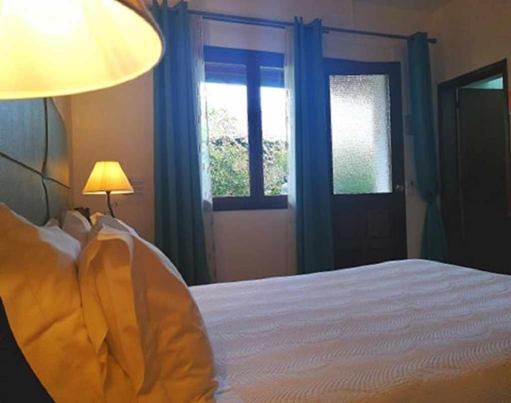 Vila Gama Apartamentos Rodeados De Natureza Machico  Room photo